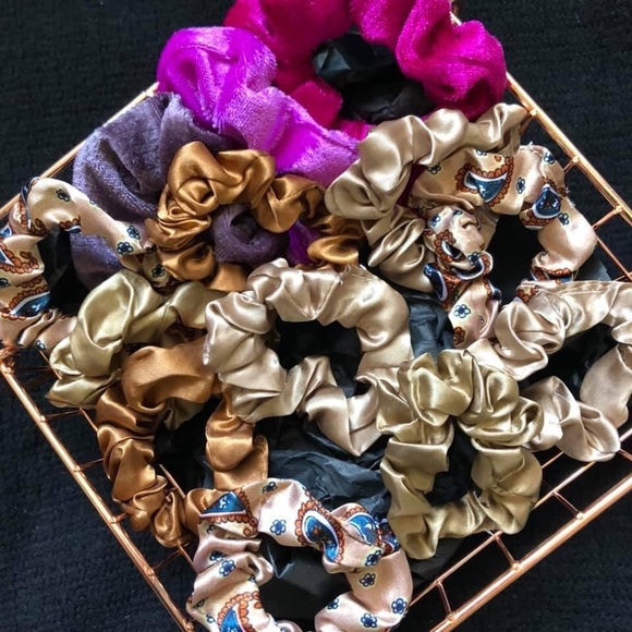 Scrunchies - Picture 4 of 4